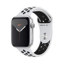 Apple WATCH Nike Series 5 44mm GPS Aluminiumgehäuse Silber Sportarmband Pure Platinum Black